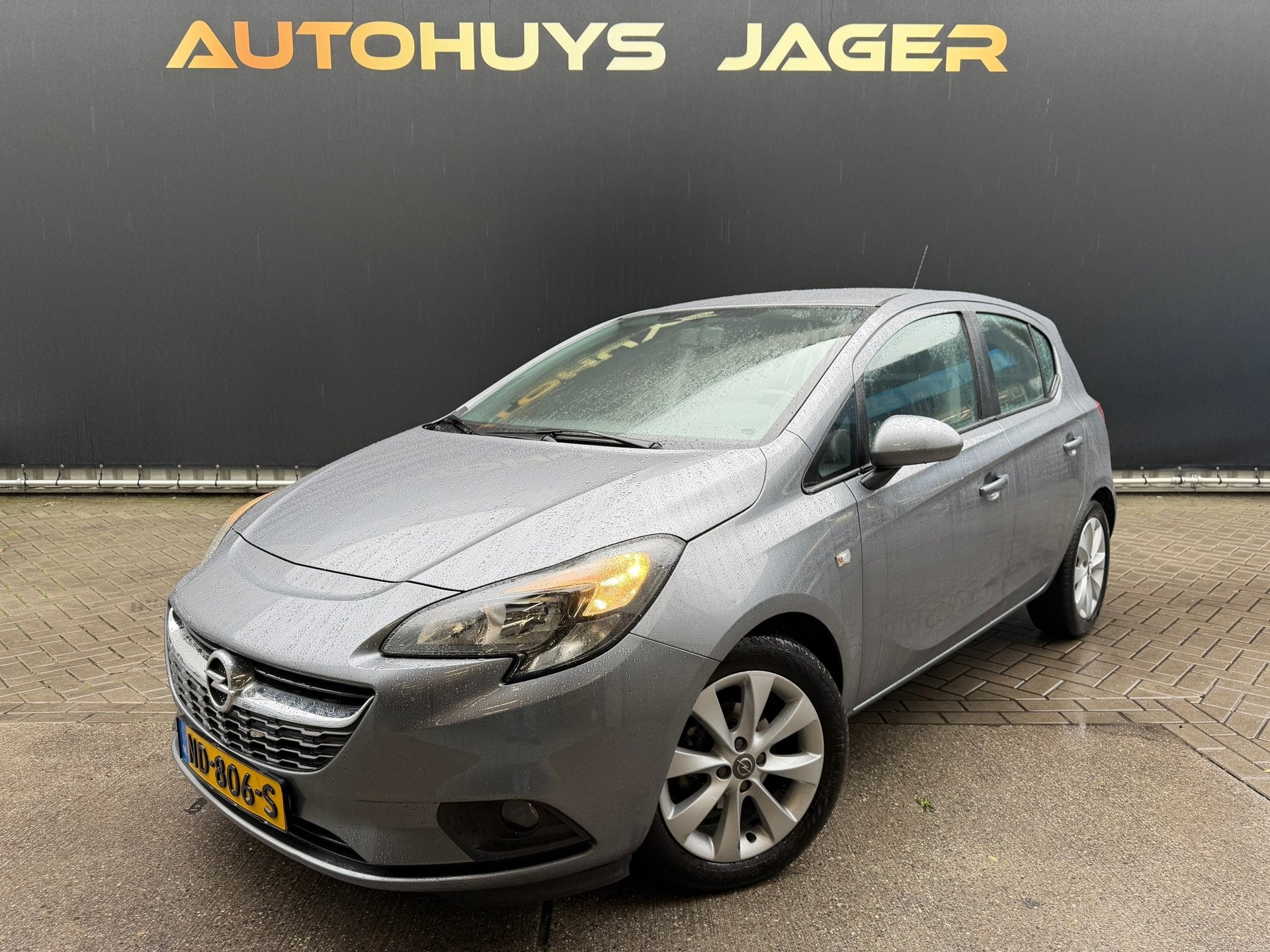 Opel Corsa 1.4 Edition Handbak Sportvelgen, Auto's, Voorwielaandrijving, Dealer onderhouden, Gebruikt, 4 cilinders