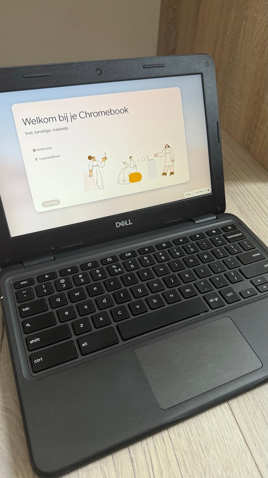 Dell Chromebook 3100 met oplader, Computers en Software, 4 GB of minder, Ophalen of Verzenden, Zo goed als nieuw, 32 GB of minder
