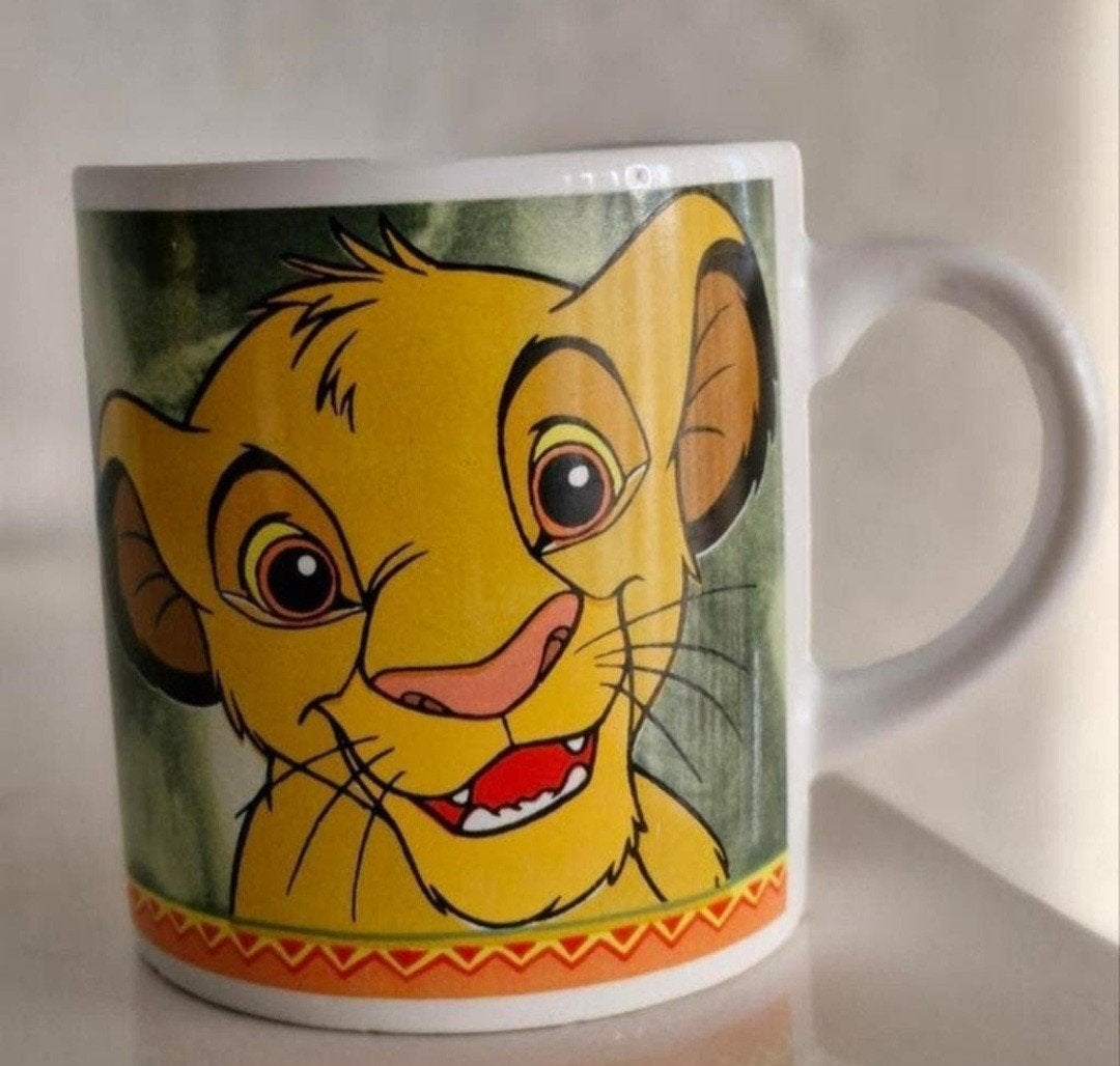 Disney's The Lion King Mok - Simba en Nala, Ophalen of Verzenden, Leeuwenkoning of Jungle Boek, Zo goed als nieuw, Servies