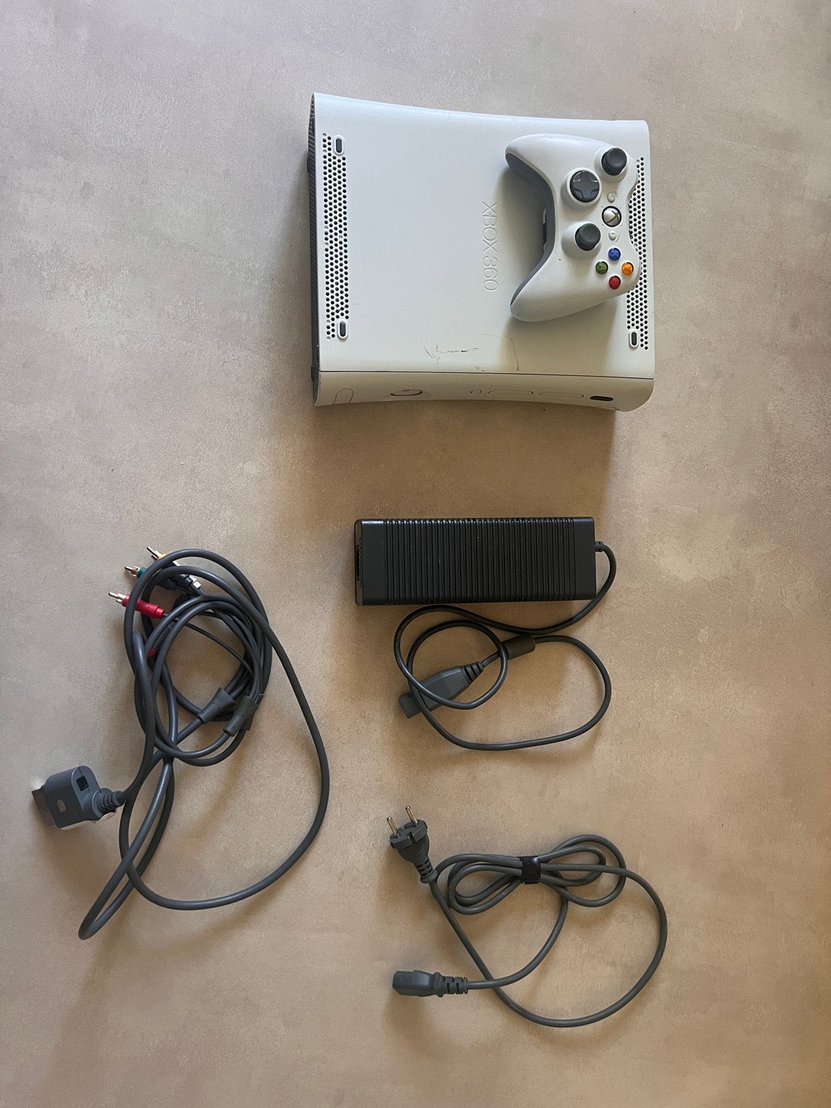 Xbox 360 console met 1 controller (zonder batterij), Spelcomputers en Games, Spelcomputers | Xbox 360, Ophalen, Gebruikt, Met 1 controller