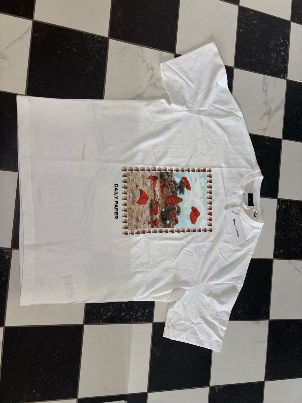 Nieuw Daily Paper T-shirt S met unieke print, Ophalen of Verzenden, Nieuw, Maat 46 (S) of kleiner, Wit