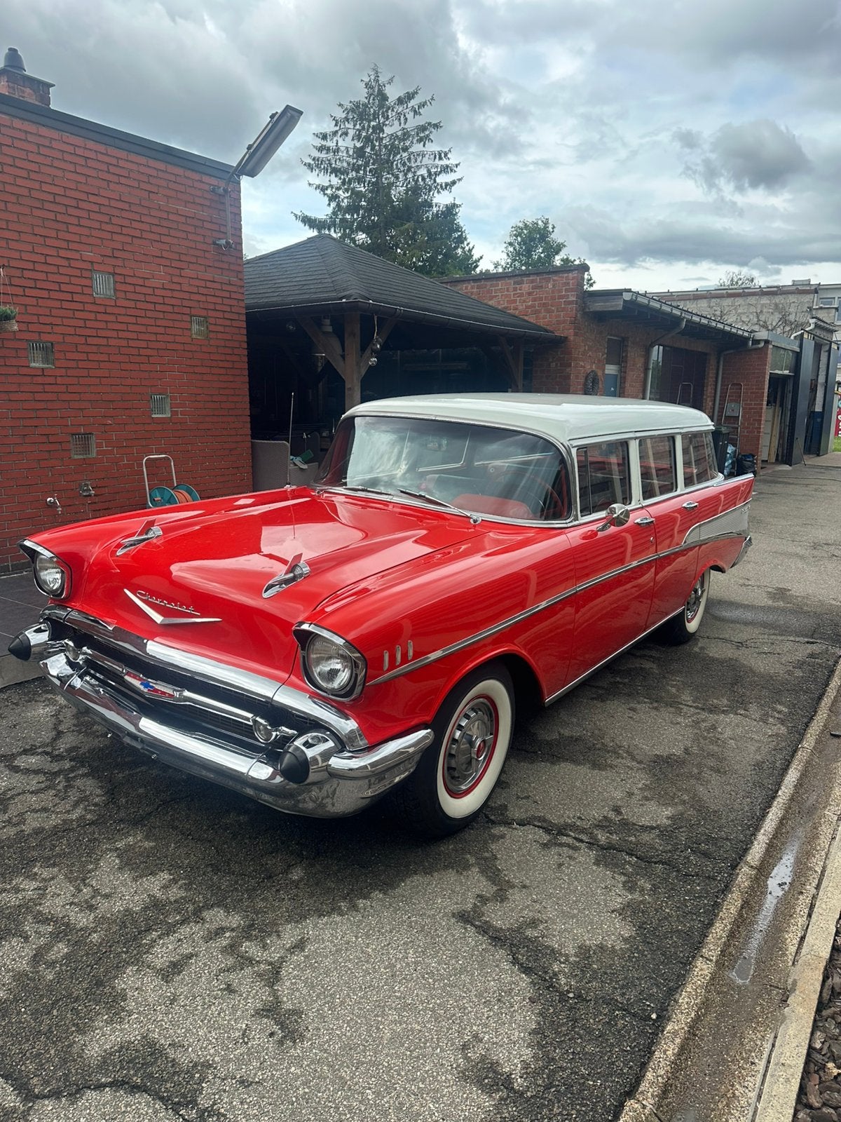 Chevrolet Belair station wagon 1957, Hobby en Vrije tijd, Modelauto's | 1:43, Ophalen of Verzenden