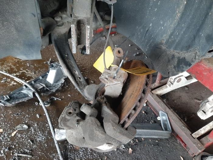 Wielnaaf voor van een Peugeot 3008, Gebruikt, -, -, Ophalen of Verzenden