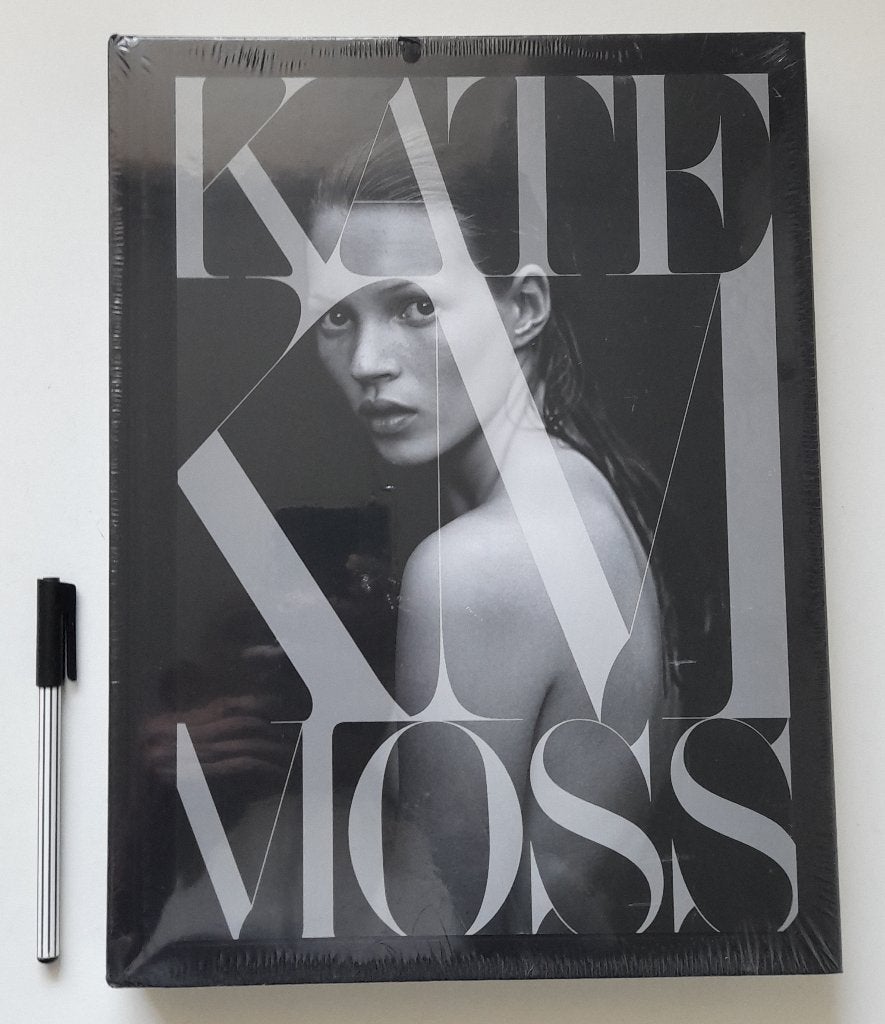 Kate Moss - Mario Sorrenti Cover - 368 pag. - Nieuw (Seal), Fotografen, Verzenden, Nieuw, Mario Sorrenti