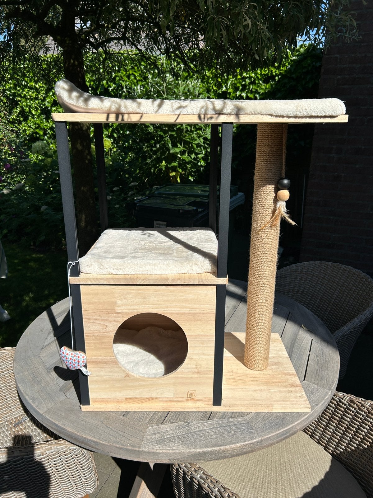Blank houten Krabpaal met zit en slaapplekken, Dieren en Toebehoren, Ophalen, Zo goed als nieuw