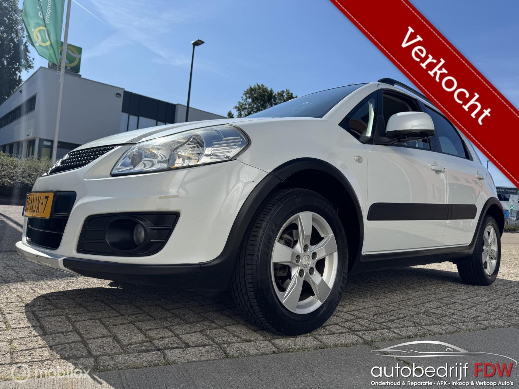 Suzuki SX4 1.6/ELEKTR.RAMEN/STOEL VERWARM/NAP/TREKHAAK/AIRCO, Voorwielaandrijving, Euro 5, Gebruikt, 4 cilinders