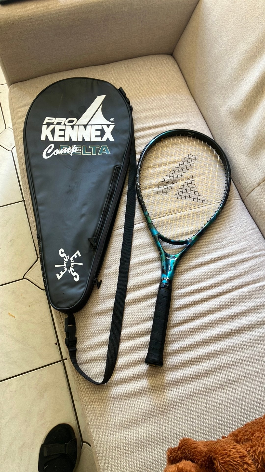 Tennis racket merk: Pro Kennex, Sport en Fitness, Tennis, Gebruikt, L4, Racket, Ophalen