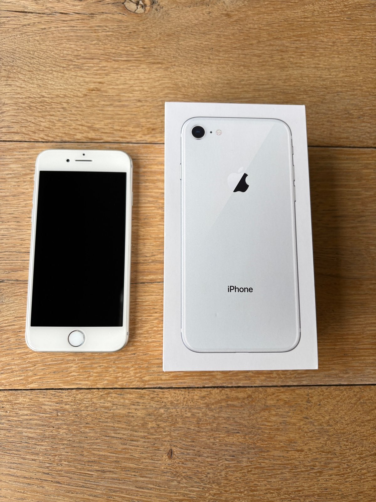 Iphone 8 silver / wit 64GB telefoon mobiel, Telecommunicatie, Mobiele telefoons | Apple iPhone, Gebruikt, 64 GB, Zonder abonnement