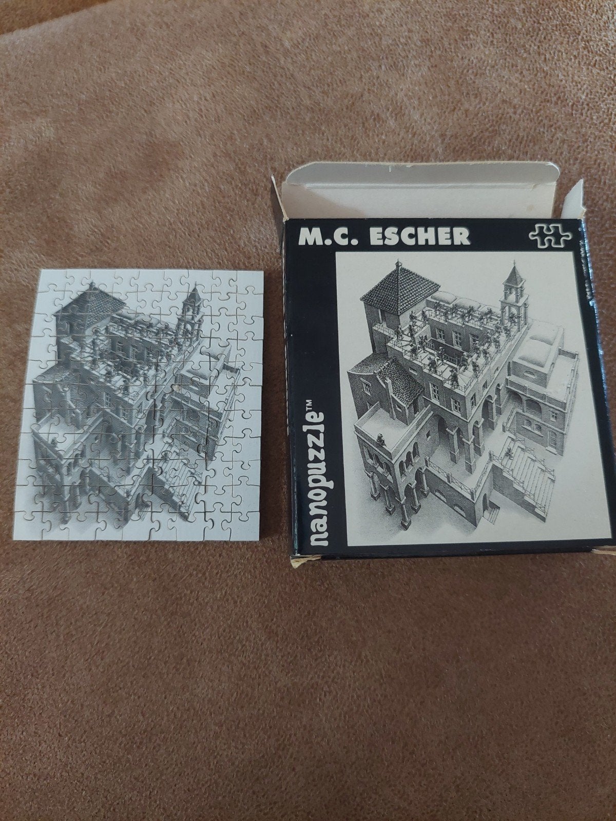 M.C. Escher Nanopuzzle - Treppauf und Treppab, Ophalen of Verzenden, Minder dan 500 stukjes, Zo goed als nieuw, Legpuzzel