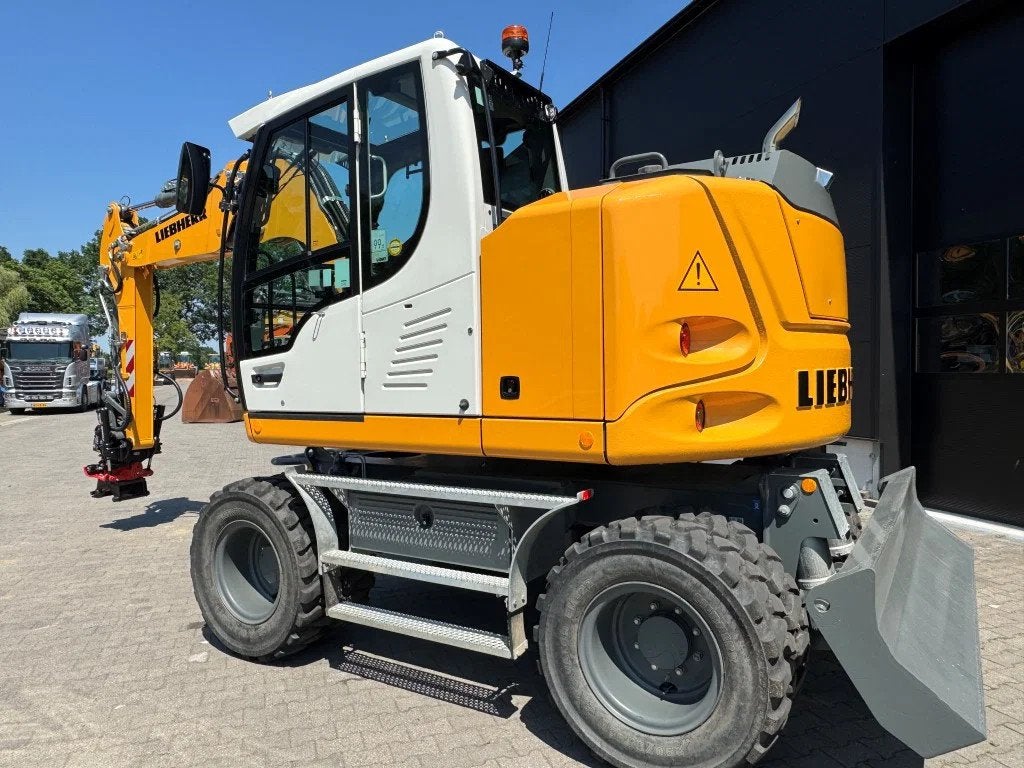 Liebherr A910-2023 800 UUR ROTOTILT ! (bj 2023), Graafmachine