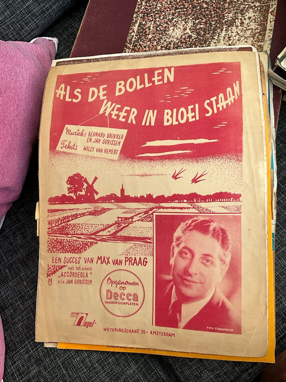 Vintage bladmuziek: De Beatles, Max van Praag en meer, Gebruikt, Zang, Ophalen of Verzenden, Artiest of Componist