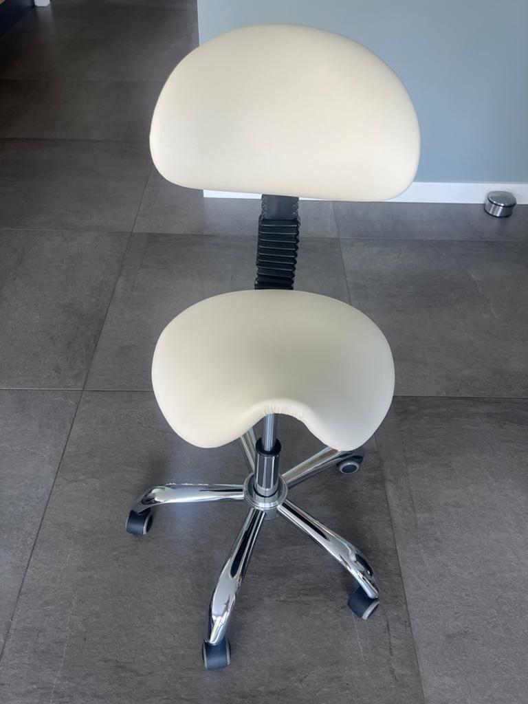 Ergonomische Zadelkruk met Rugleuning - Crème, Ophalen, Beige, Zo goed als nieuw, Bureaukruk