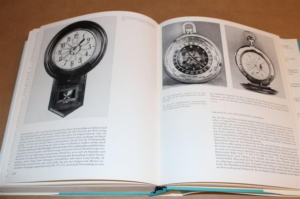 Het Uurwerkboek — Van Zonnewijzer tot Atoomklok [Duitstalig], Ophalen of Verzenden