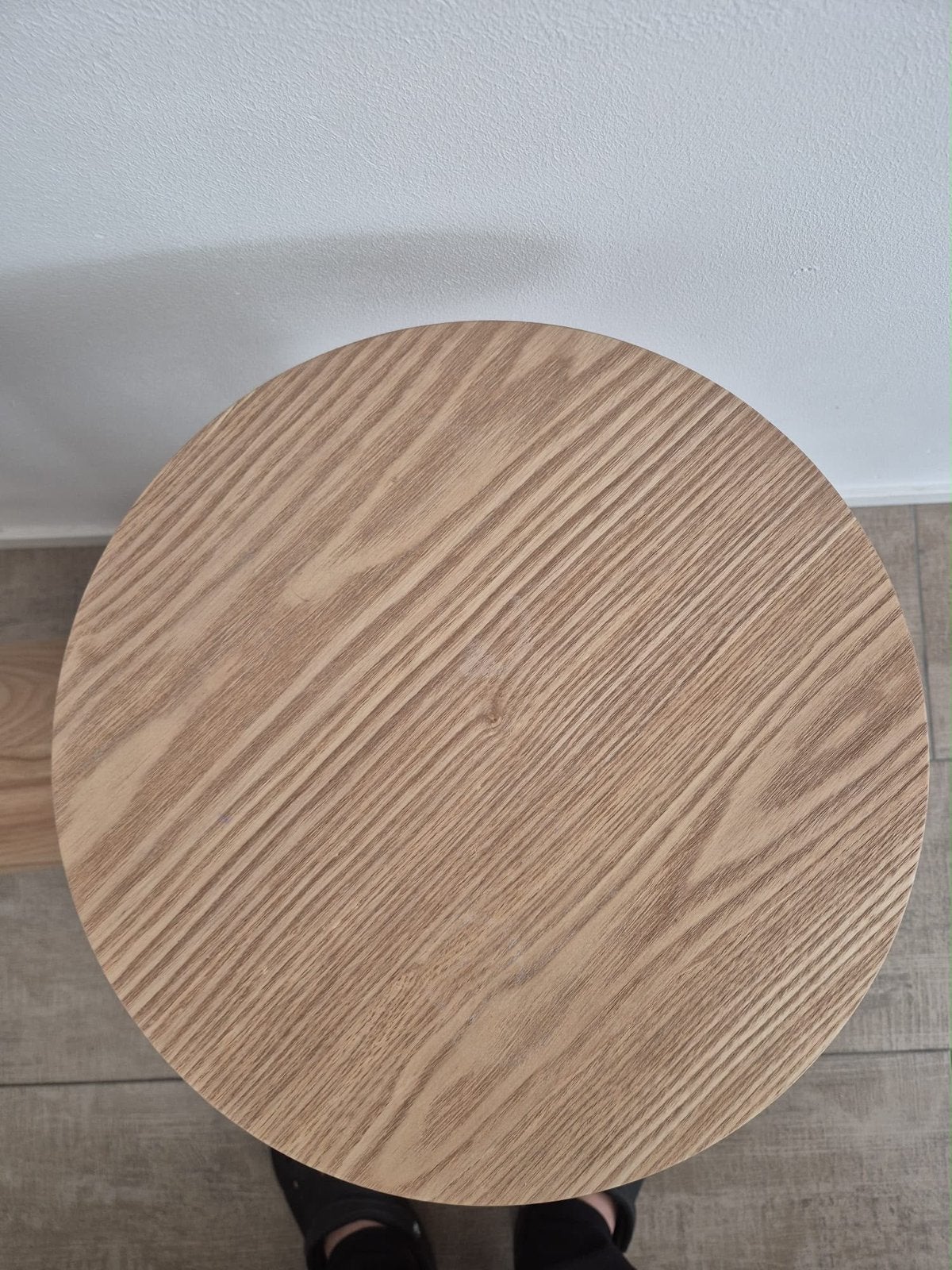 2 houten Kwantum bijzettafels / nachtkastjes, Ophalen, Minder dan 55 cm, Gebruikt, Rond