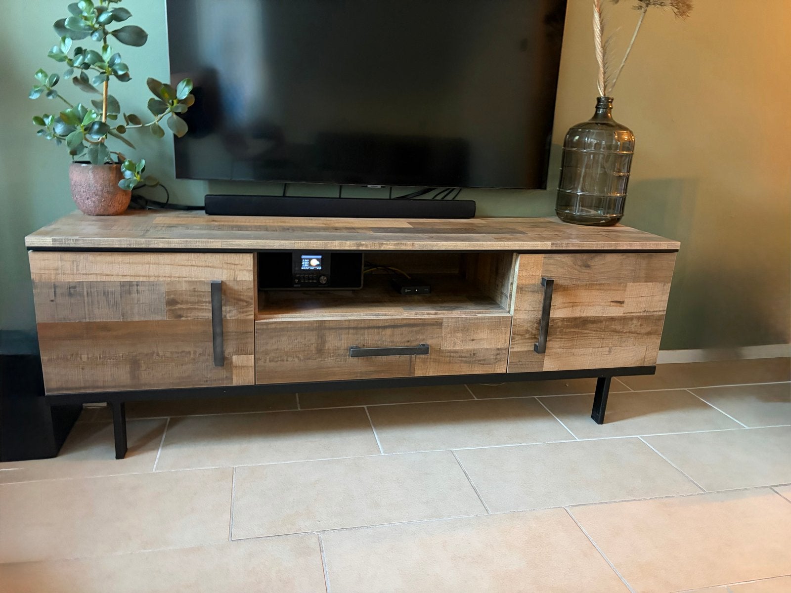 Industrieel TV-meubel 175 cm met lade en kasten, Ophalen, 150 tot 200 cm, Zo goed als nieuw, Minder dan 100 cm