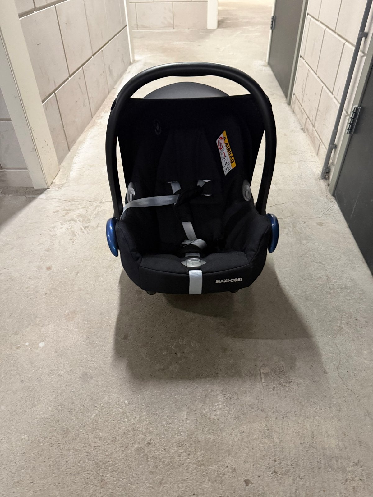Maxi-Cosi autostoel - Zo goed als nieuw, Ophalen, Autogordel, Zijbescherming, Zo goed als nieuw