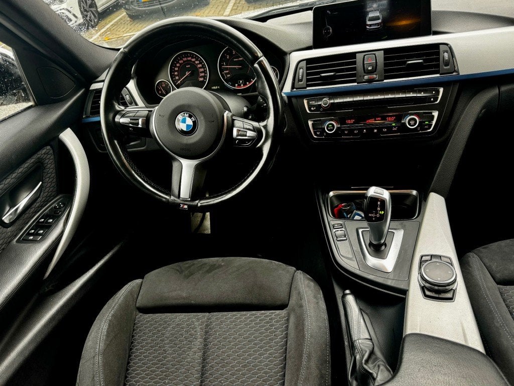 Bmw 3-SERIE 316i M Sport Hi Executive AUT 2DE EIG LED NAP AP, Automaat, Gebruikt, Euro 6, 4 cilinders