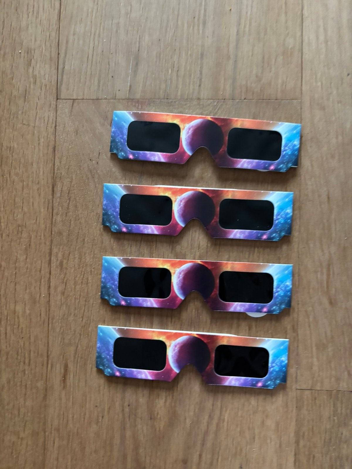 Eclips brillen, Ophalen