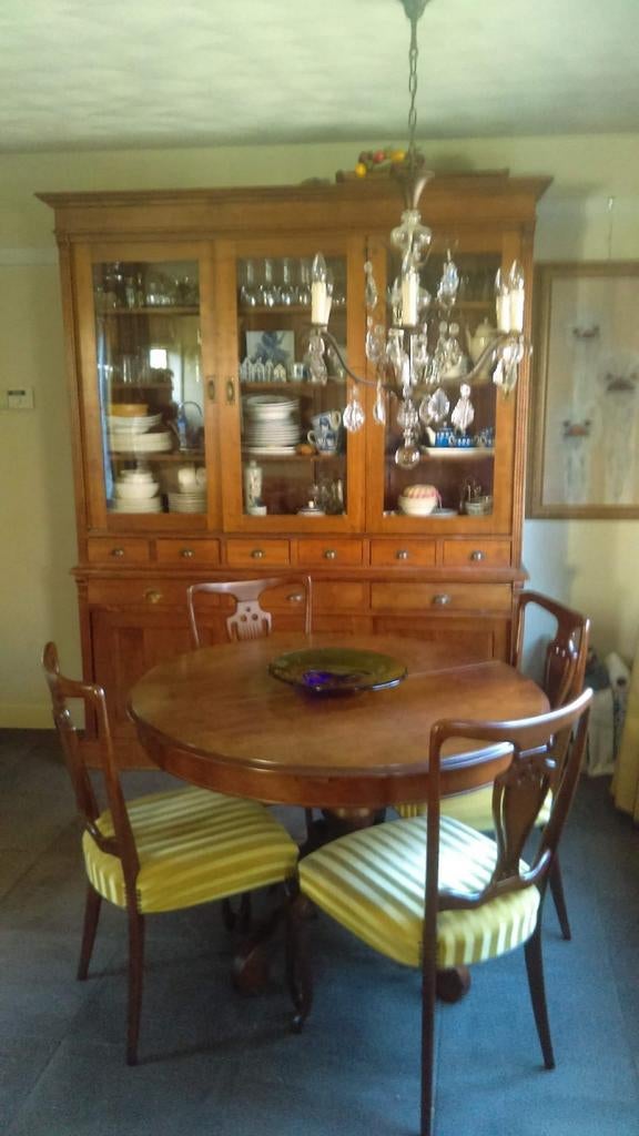 Antieke uitschuifbare eettafel met 4 stoelen, Ophalen