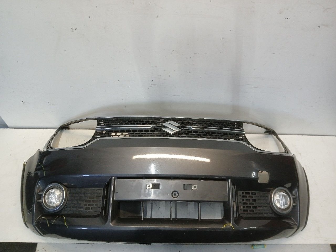 Bumper voor Suzuki Ignis, Onderdelen@venauto.nl, Van der Ven Autorecycling B.V., Gebruikt, Ettenseweg 76, 4706 PB Roosendaal, The Netherlands