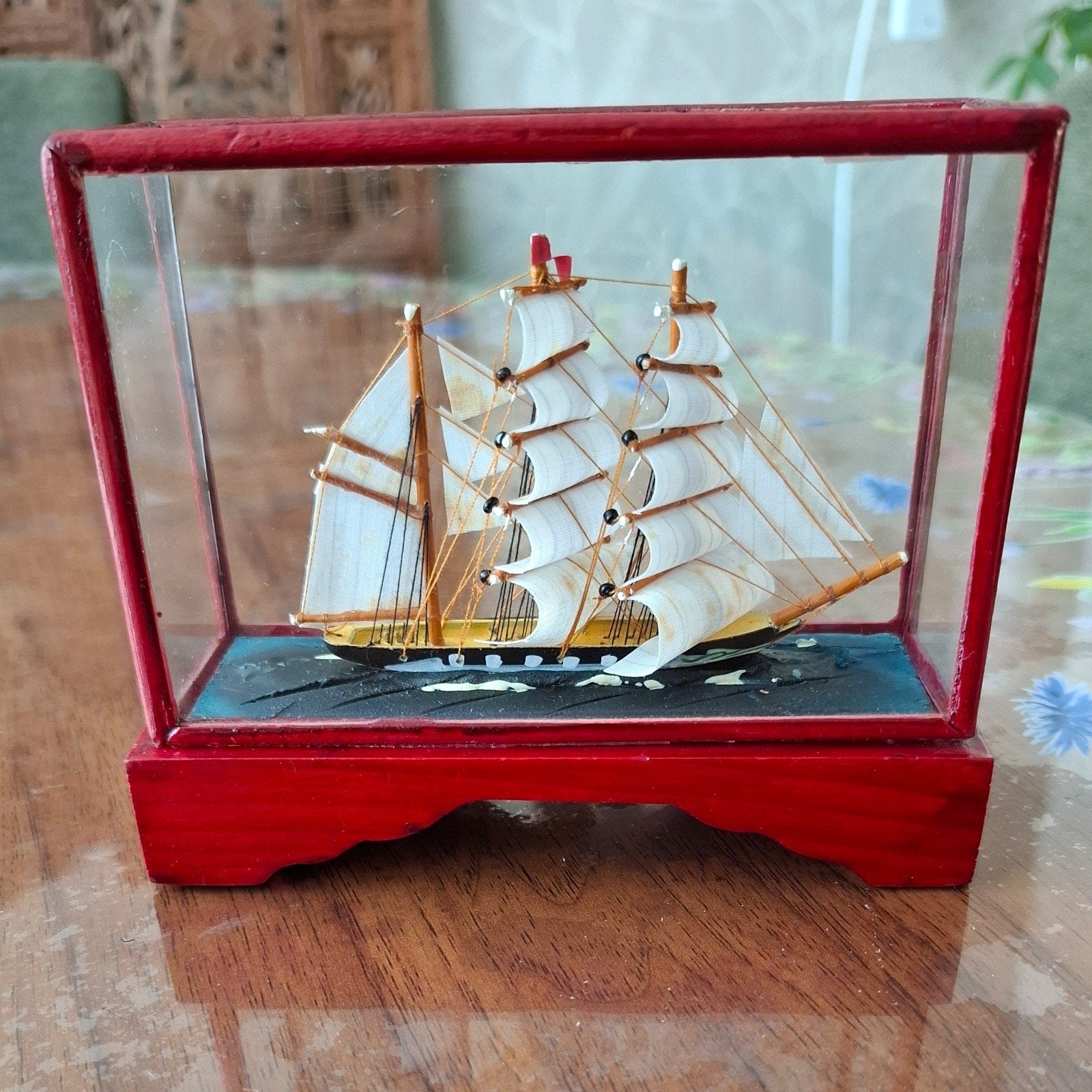 Miniatuur Zeilschip in Vitrine - Decoratief Model, Ophalen of Verzenden, Gebruikt, 1:200 of kleiner, Overige merken