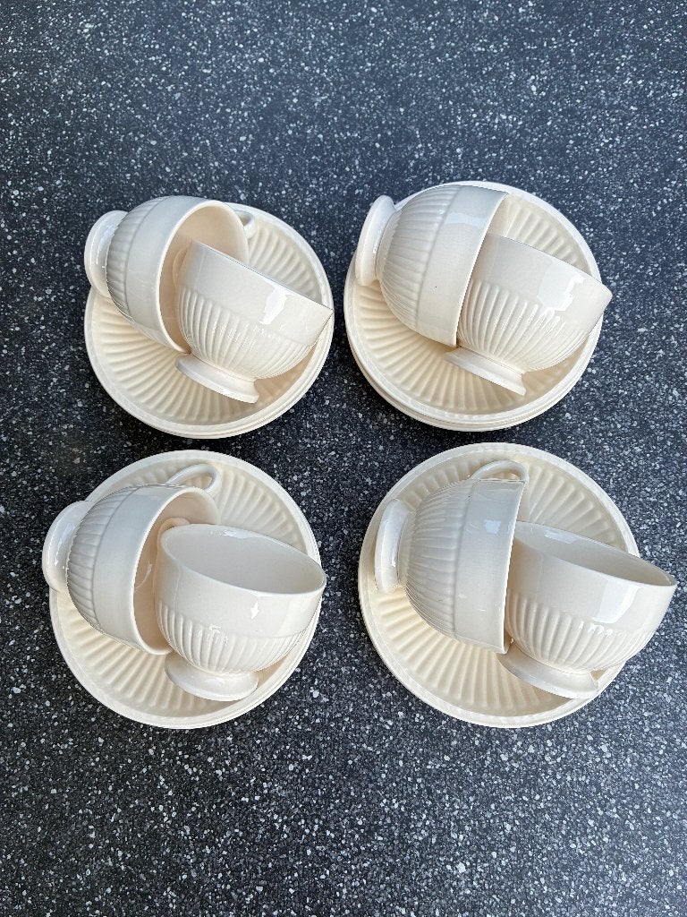 Wedgwood theepot & theekoppen (klein), Ophalen, Klassiek, Zo goed als nieuw, Kop(pen) en/of Schotel(s)