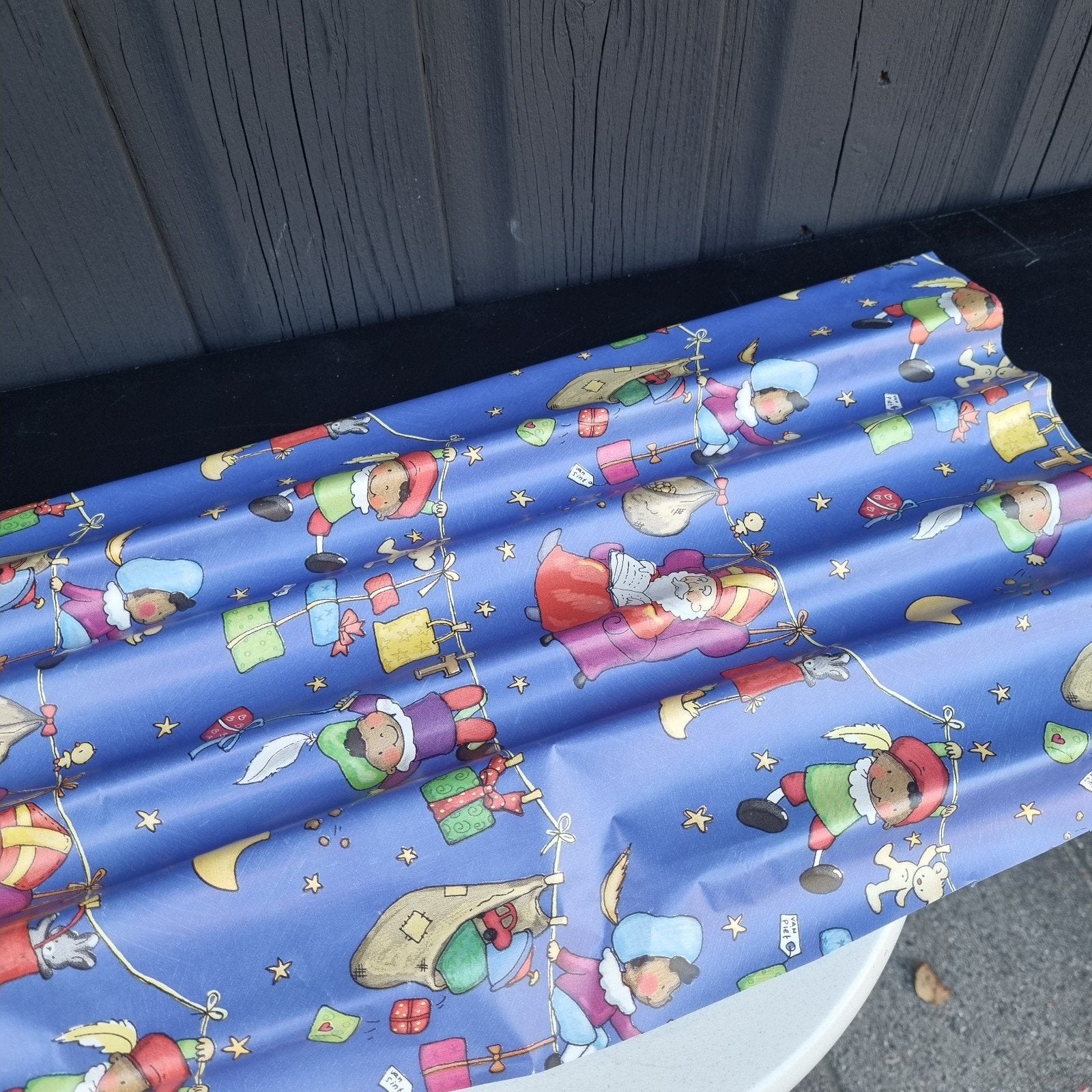 Sinterklaaspapier rol zwarte pieten nostalgisch traditioneel, Verzenden, Sqore Boutique, Sqoreboutique@gmail.com, NL