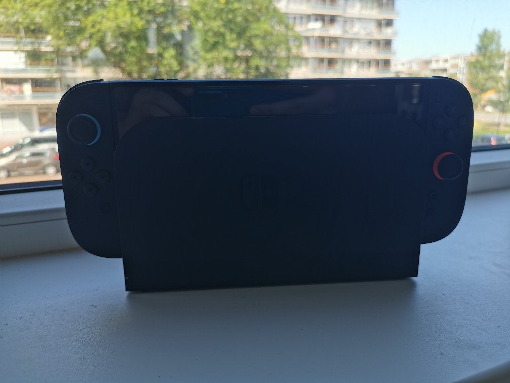 Nintendo Switch 2 - Zo goed als nieuw, Spelcomputers en Games, Ophalen of Verzenden, Zo goed als nieuw, Met 1 controller, Switch Original