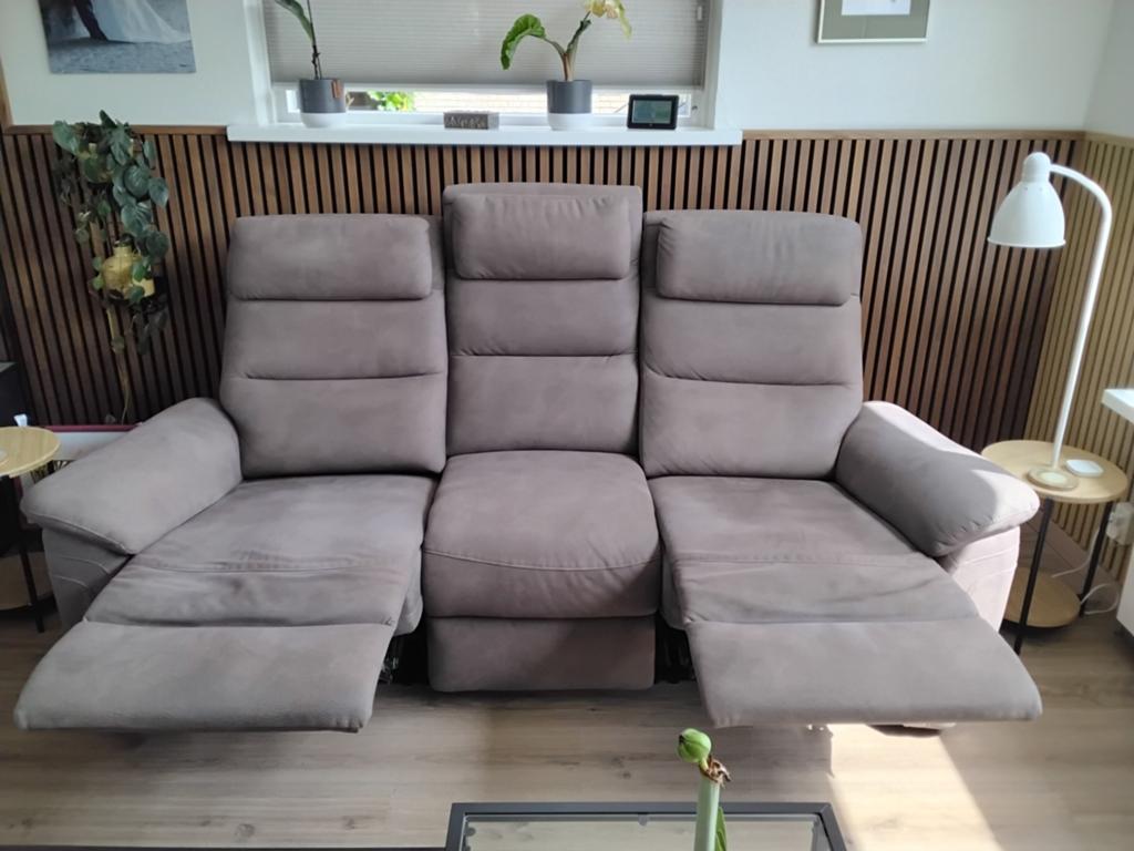 Relaxbank volledig verstaalbaar electrisch 3-zits!, Huis en Inrichting, Banken | Bankstellen, Ophalen, Minder dan 75 cm