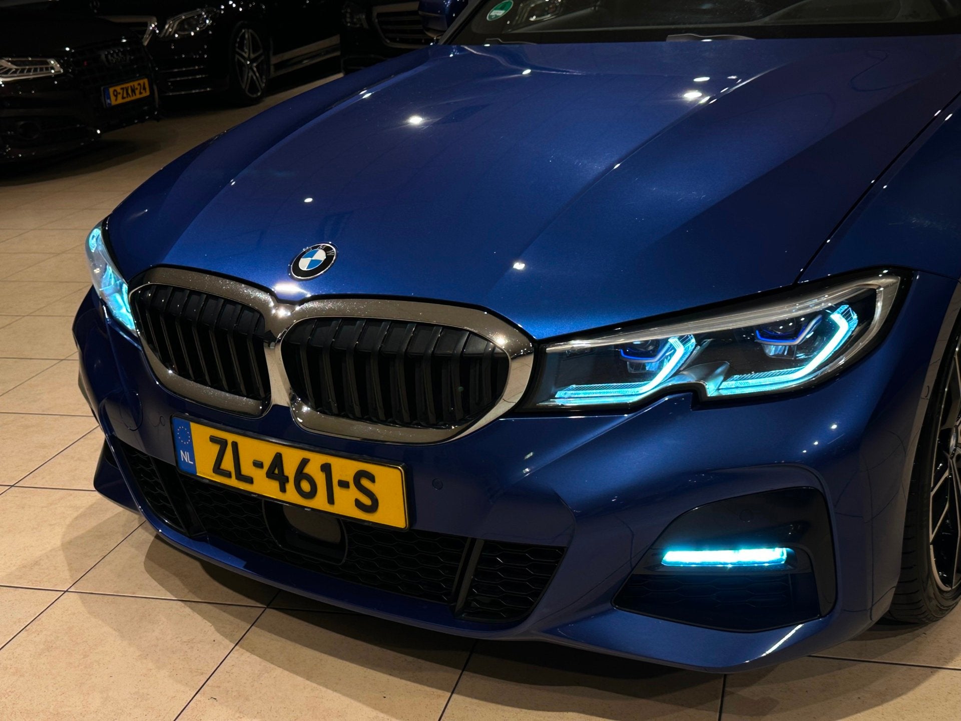 BMW 3-serie 330d M-SPORT/ACC/LASER/TREKHAAK/HUD/DEALER, Auto's, BMW, Automaat, Achterwielaandrijving, 2993 cc, Automatische klimaatregeling