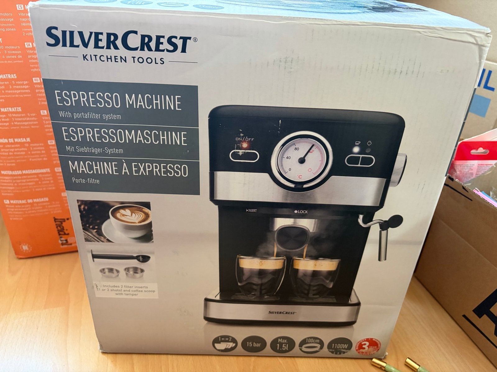 SilverCrest Espressomachine - Recent gekocht, nieuwstaat, Witgoed en Apparatuur, Koffiezetapparaten, Ophalen, Afneembaar waterreservoir