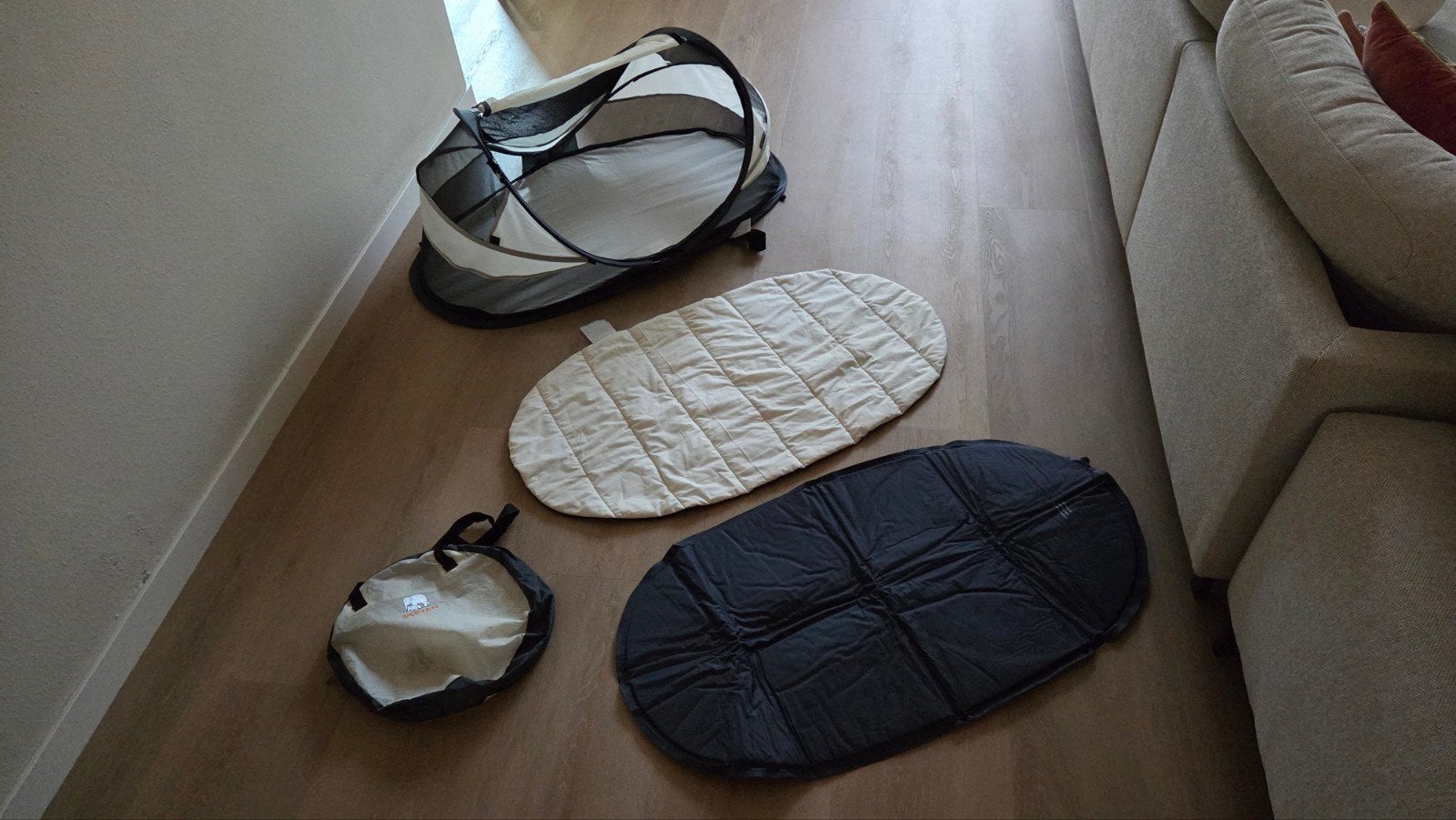 Deryan Baby Luxe Reisbedje + Slaapmat + Matras + Draagzak, Ophalen, Zo goed als nieuw, Reisbedje