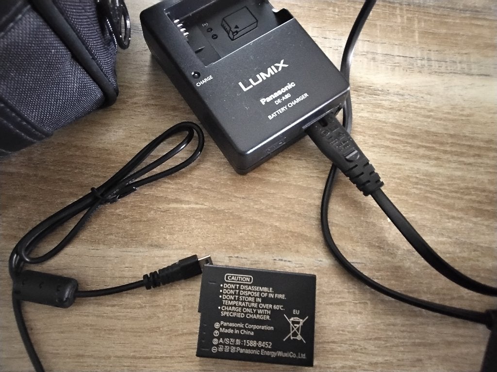 Panasonic Lumix G systeemcamera met accessoires, Ingebouwde flitser, Geheugenkaart, Panasonic, 16 megapixels