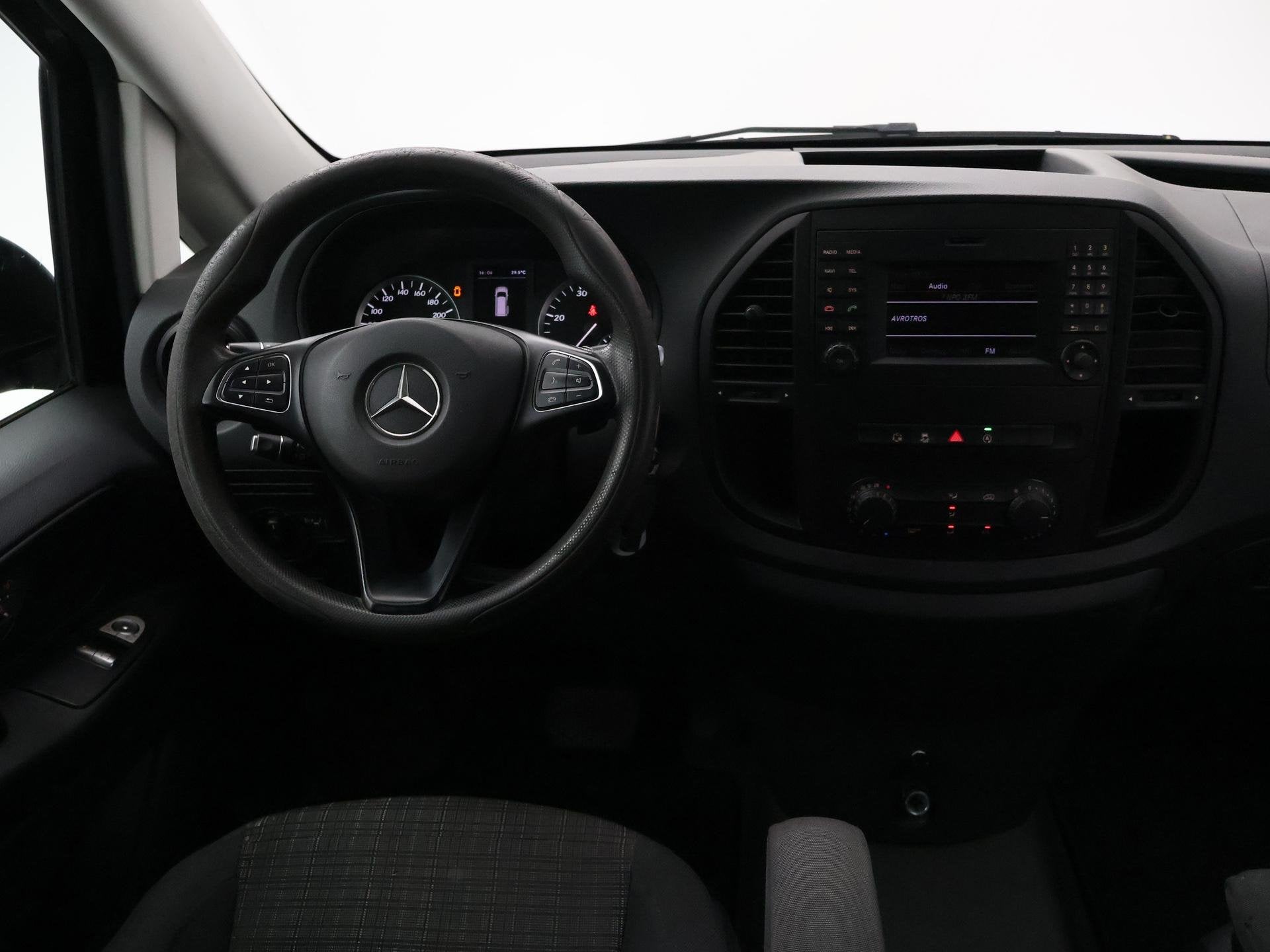 Mercedes-Benz Vito 116 CDI 163 PK AUT. DUBBEL CABINE EXTRA L, Auto's, Bestelauto's, Automaat, Euro 5, Gebruikt, 4 cilinders