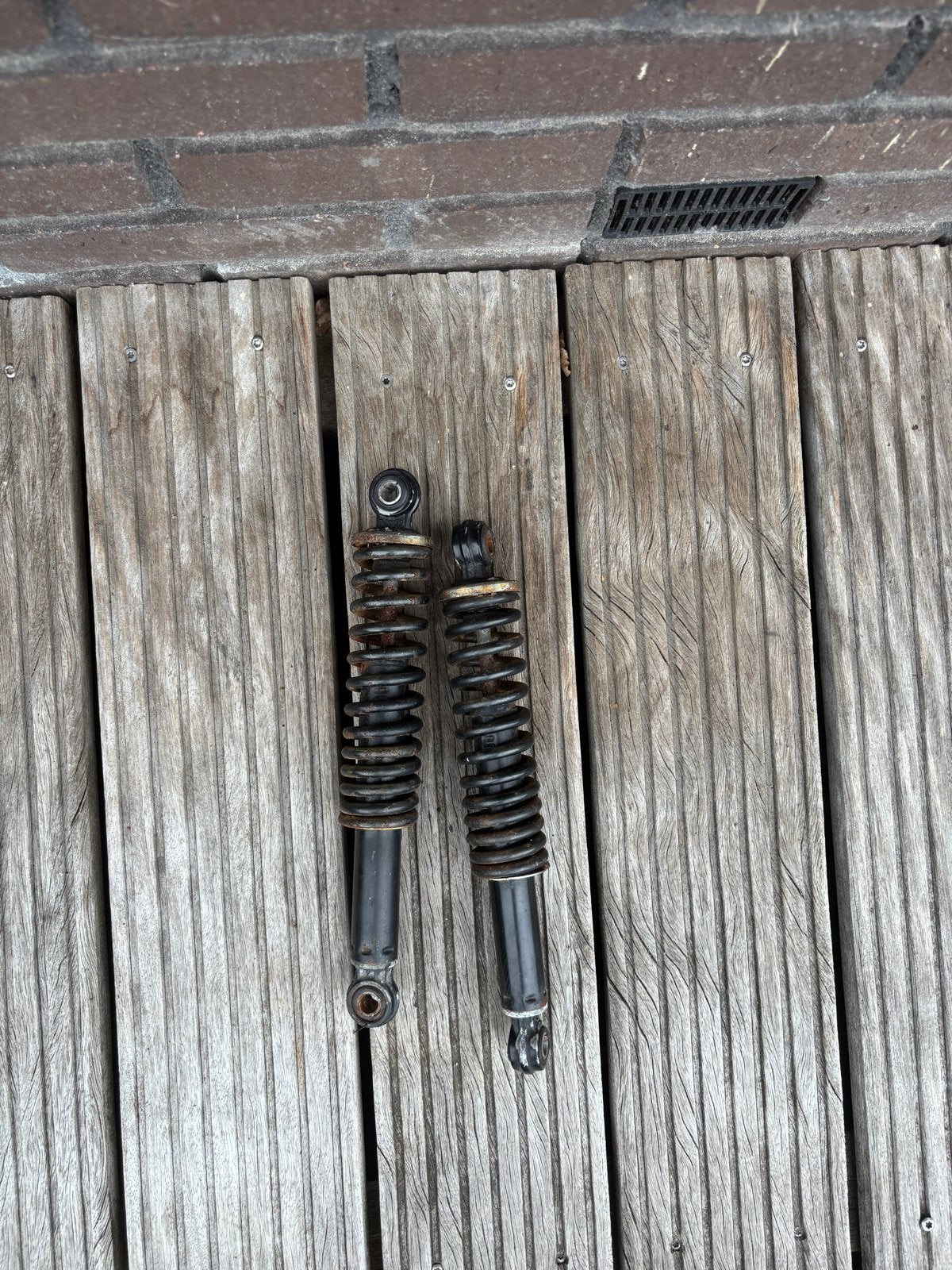 Schokdempers voor scooter/brommer - Gebruikt, Fietsen en Brommers, Ophalen of Verzenden, Gebruikt, Overige typen