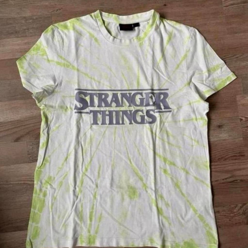Shirt Stranger things, maat S. Losvallend, Ophalen, Gedragen