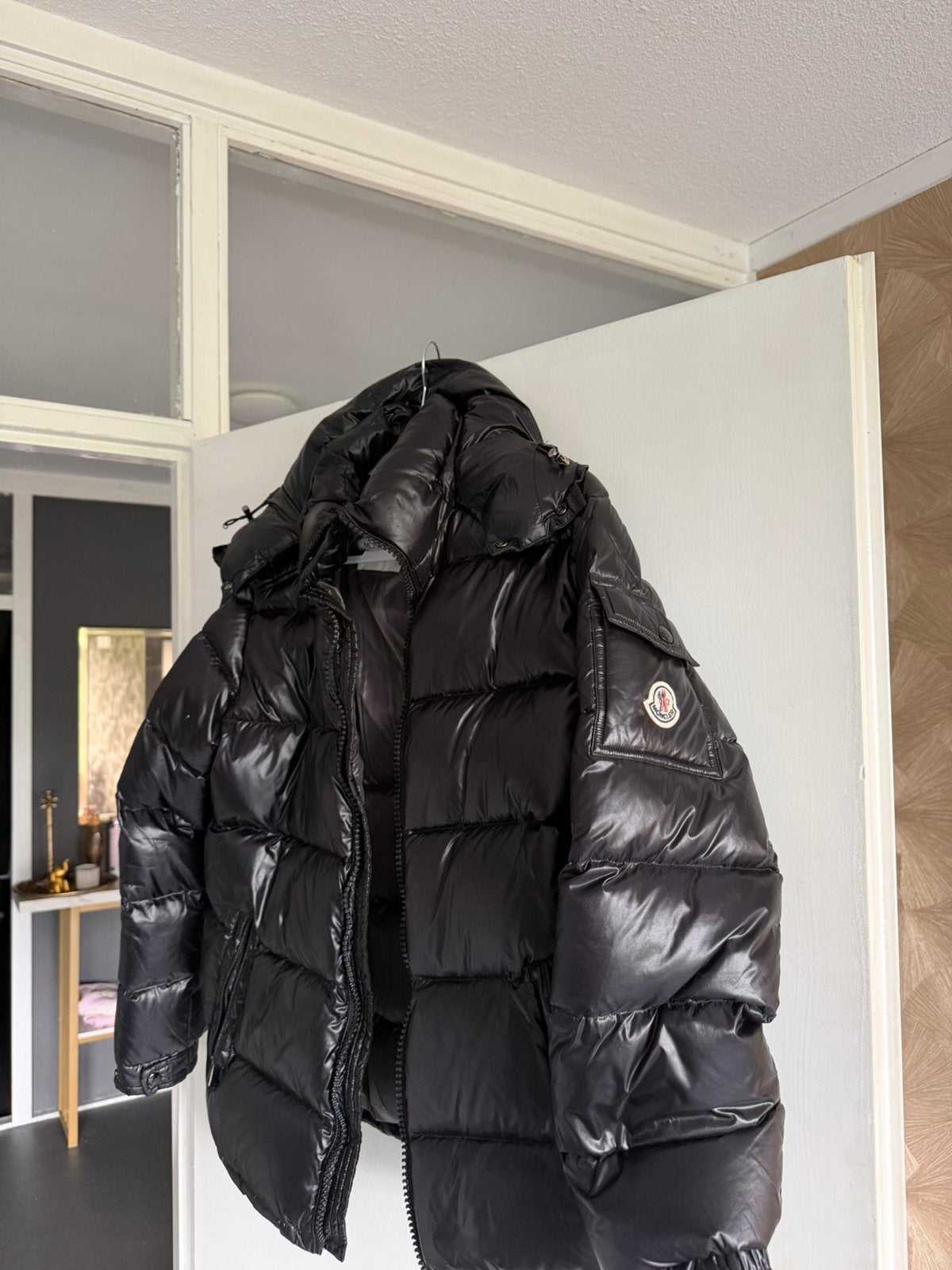 Moncler jas met werkende nfc, Ophalen of Verzenden, Zo goed als nieuw, Maat 48/50 (M), Zwart