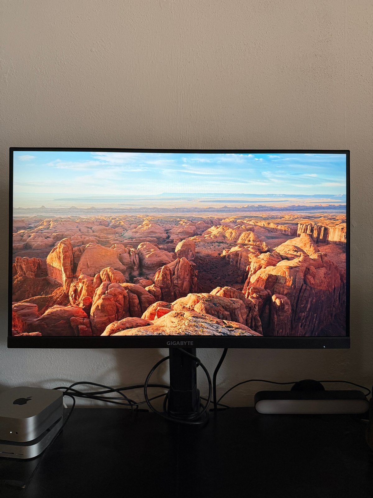 GIGABYTE M28U Arm Edition 4K Monitor, HDMI, In hoogte verstelbaar, IPS, 101 t/m 150 Hz