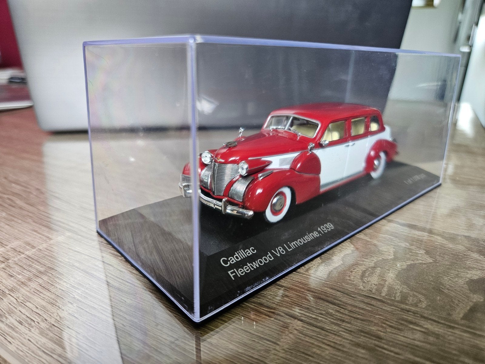 Cadillac Fleetwood V8 Limousine 1:43, Ophalen of Verzenden, Auto, Overige merken