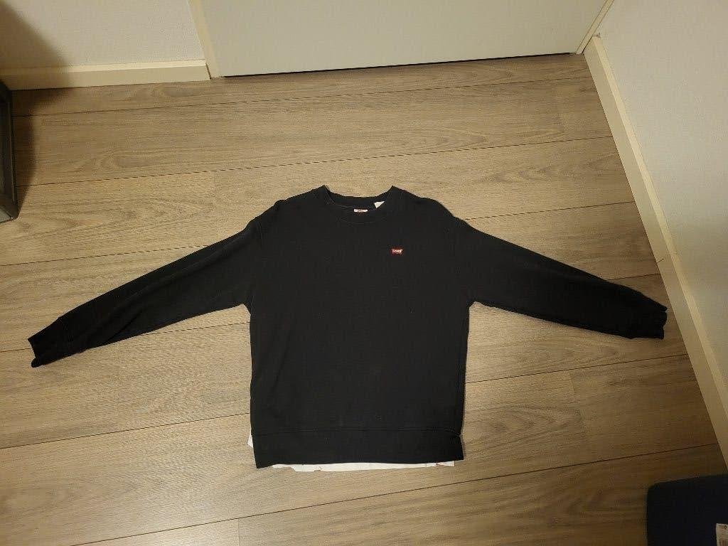 Levi's trui, Ophalen, Levi's, Zwart, Gedragen