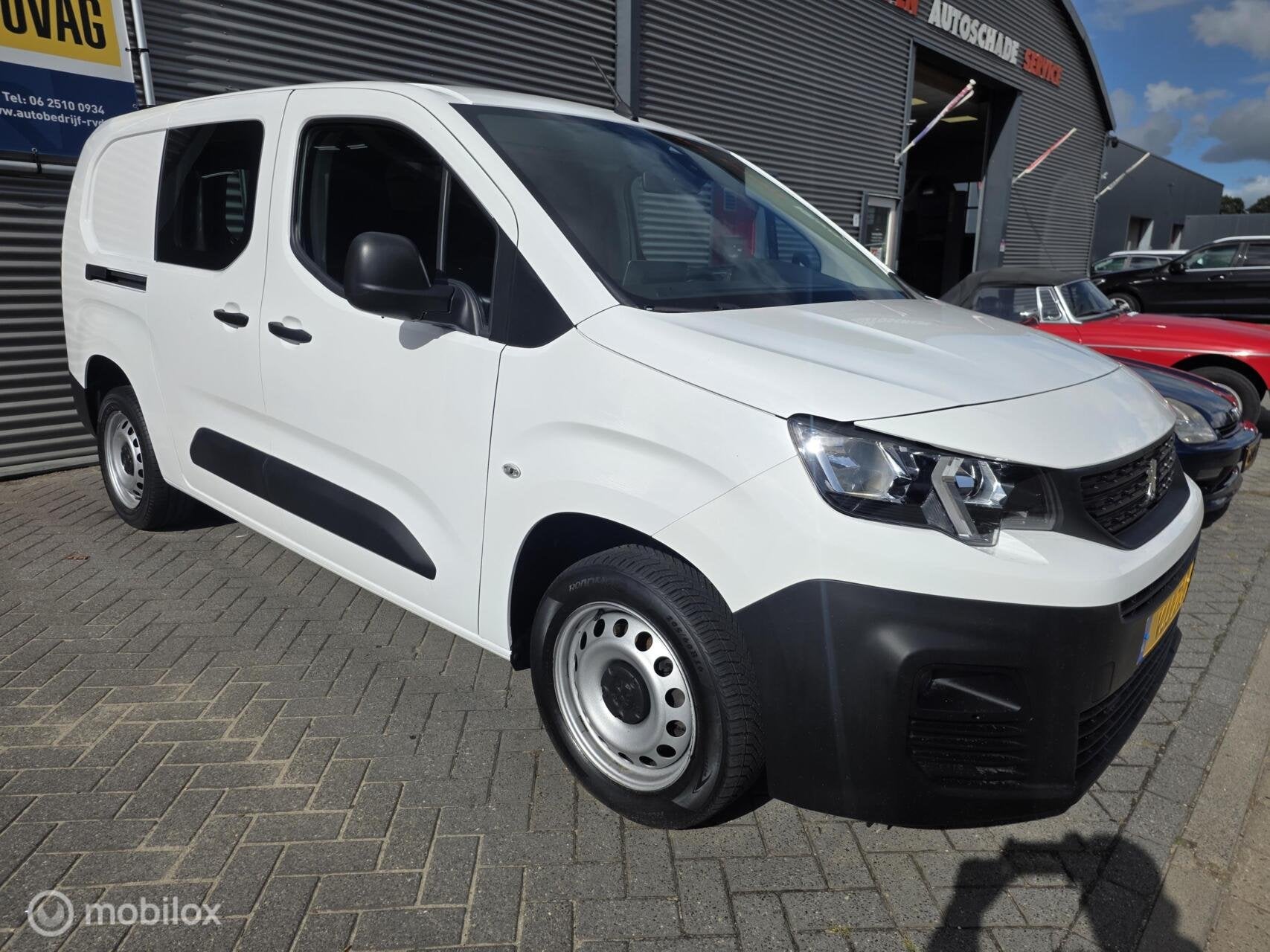 Peugeot Partner bestel 1.5 BlueHDI 46.000 km, Voorwielaandrijving, Euro 6, 4 cilinders, Start-stop-systeem