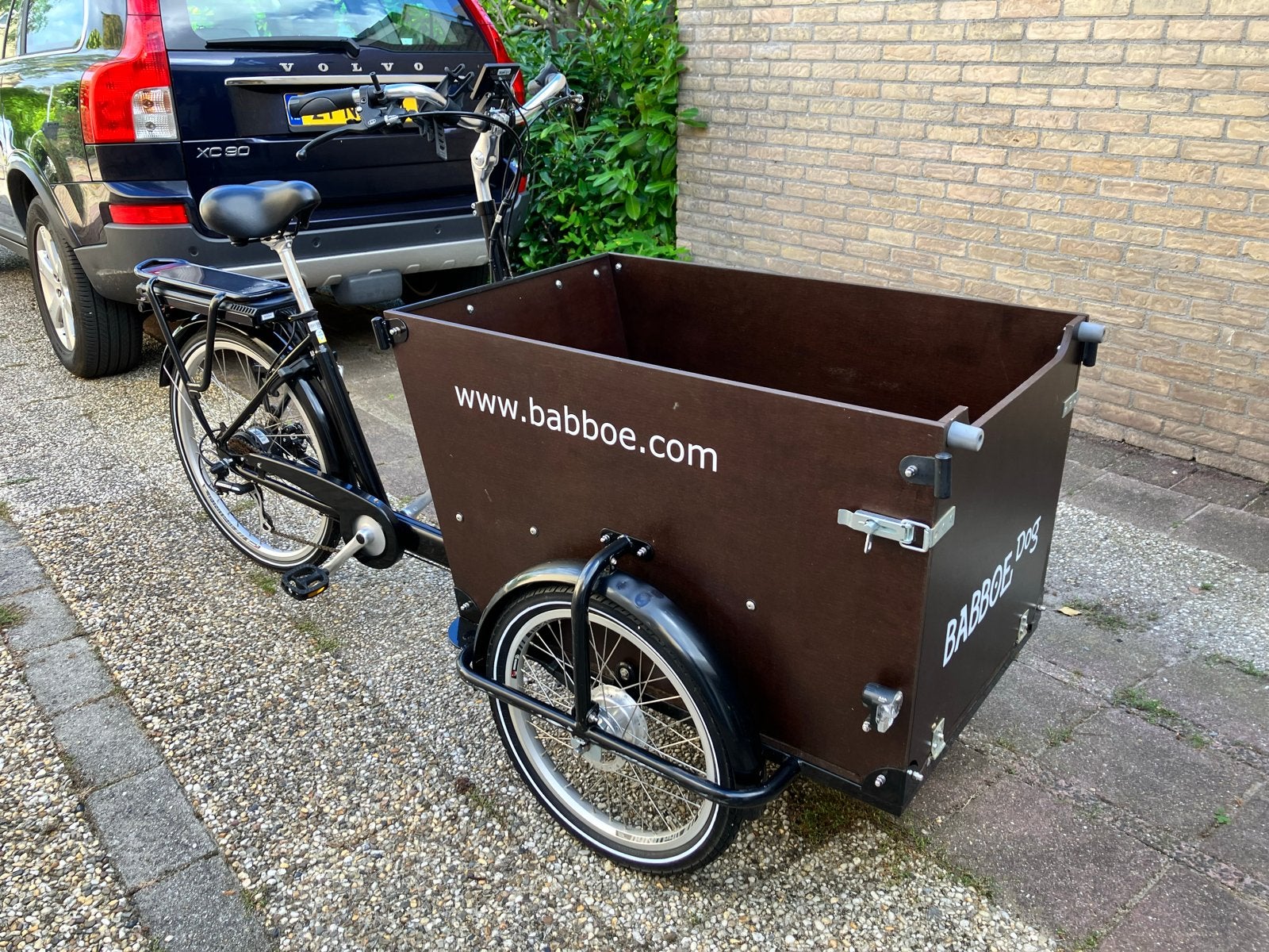Babboe Dog-E elektrische hondenbakfiets met oploopplank, Fietsen en Brommers, Ophalen, Gebruikt, Goederen, Elektrisch