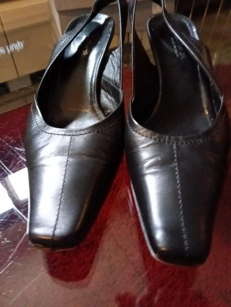 Zwarte Catwalk slingback pumps - Maat 38, Kleding | Dames, Schoenen, Pumps, Zwart, Ophalen of Verzenden, Catwalk