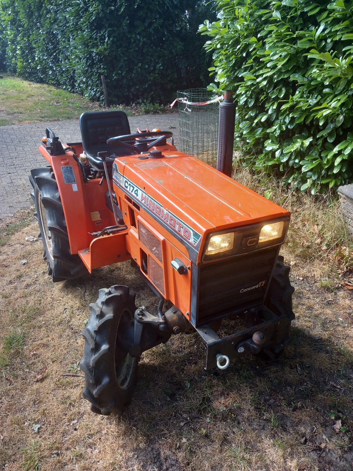 Hinomoto c174 18 pk minitrekker kleine trekker, Ophalen, Gebruikt