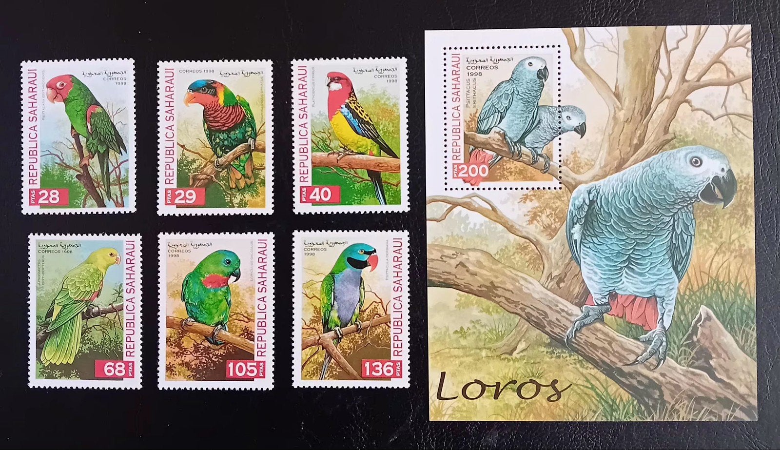 Rep Saharaui   serie  Papagaaien + Blok  Postfris, Postzegels en Munten, Ophalen of Verzenden, Postfris, Dier of Natuur
