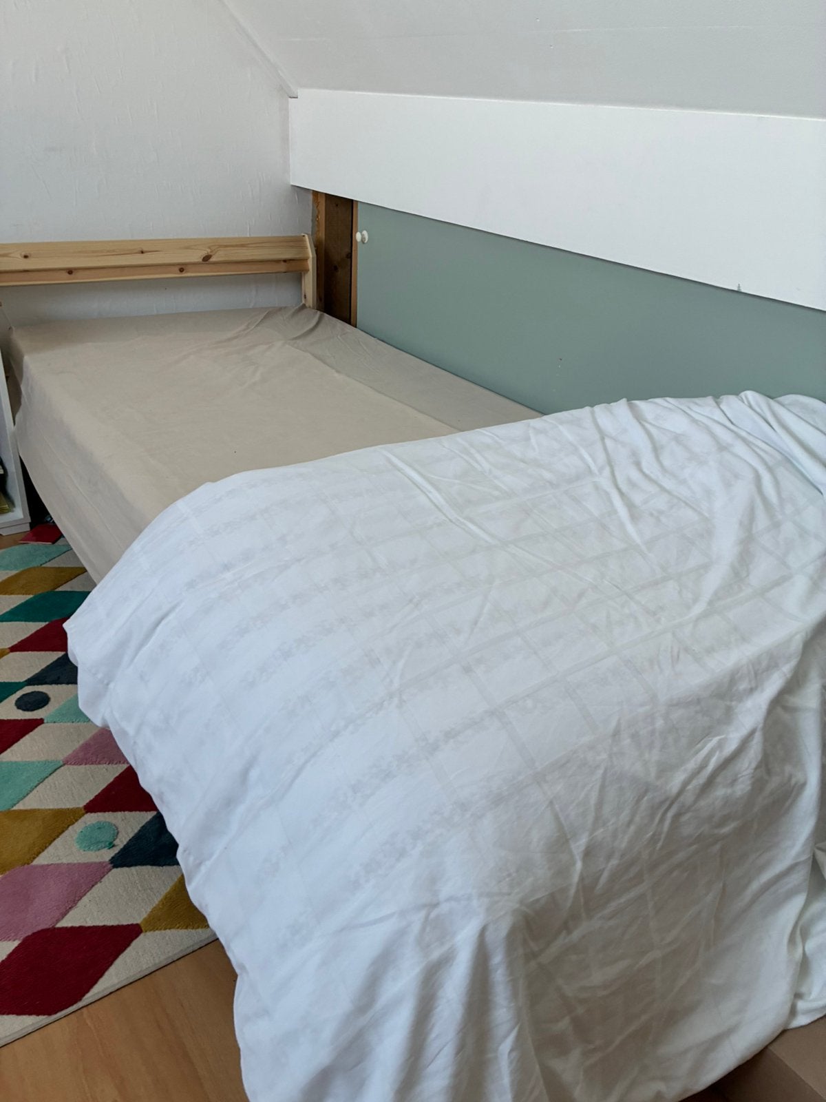 IKEA NEIDEN eenpersoonsbed 90x200 cm + matras + lattenbodem, Ophalen, Wit, Dekbedovertrek, Tweepersoons