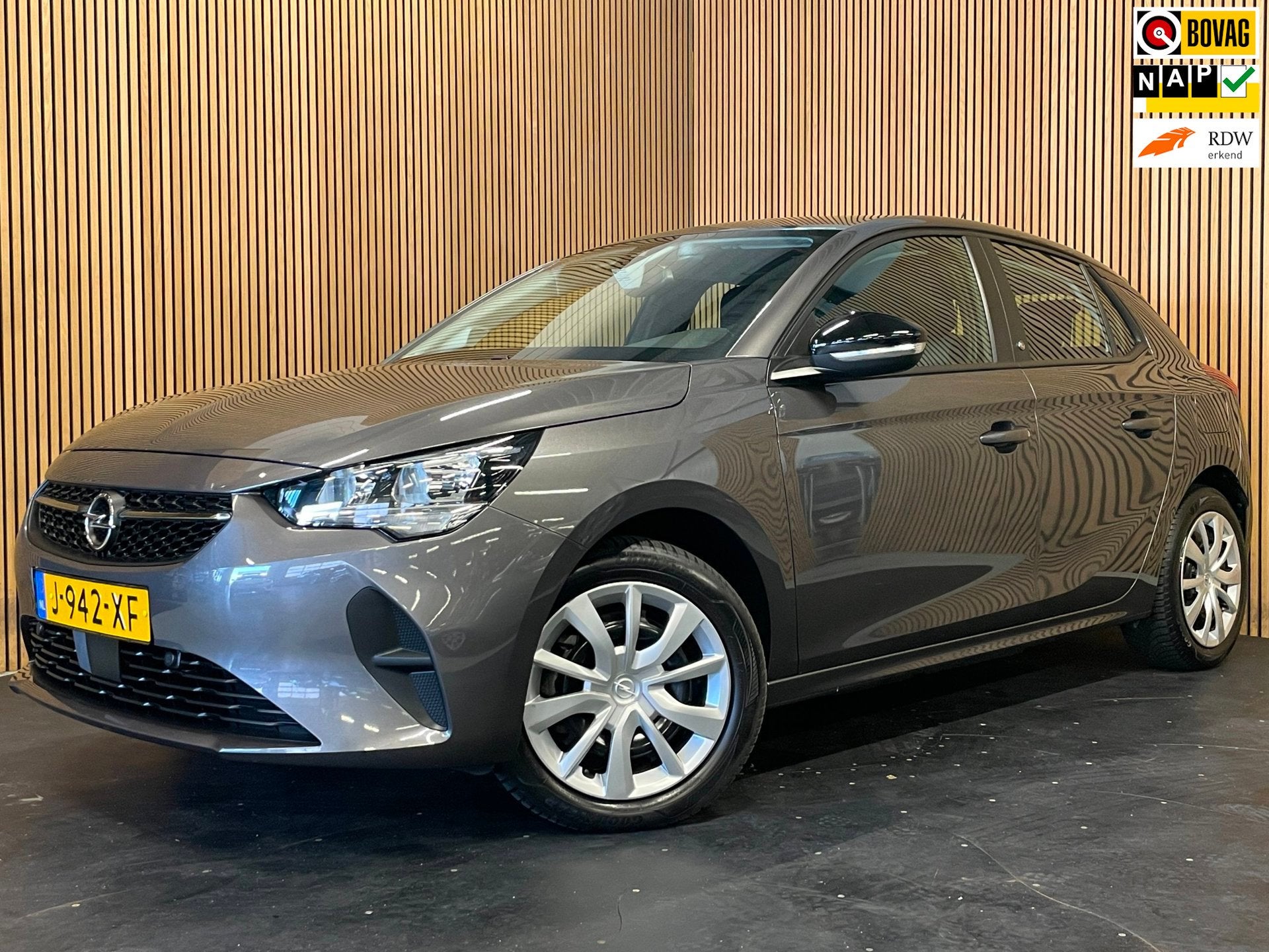 Opel Corsa-e Edition 50 kWh|336 KM WLTP|NAVIGATIE|APPLE CARP, Auto's, Opel, Gebruikt, Zwart, Origineel Nederlands, 136 min