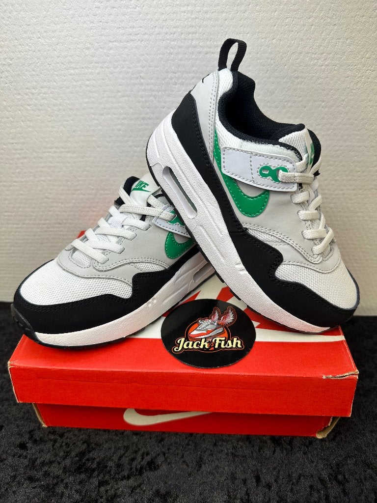 Nike air Max 1 EasyOn - Stadium Green (PS) - size 29,5, Kleding | Dames, Overige kleuren, Nieuw, Ophalen of Verzenden, Sneakers of Gympen