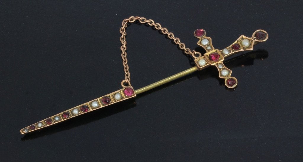 Zwaard broche antiek goud Engeland parels granaat fraai
