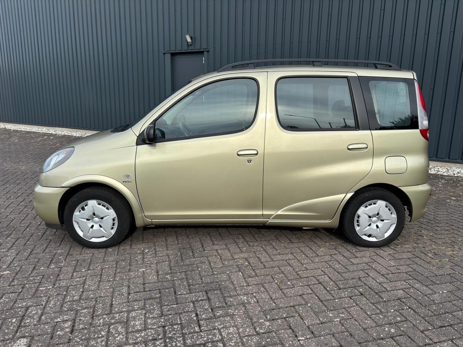 Toyota Yaris Verso 1.3-16V VVT-i Luna ( NIEUW APK + KM NAP ), Auto's, Voorwielaandrijving, 4 cilinders, 965 kg, Yaris Verso